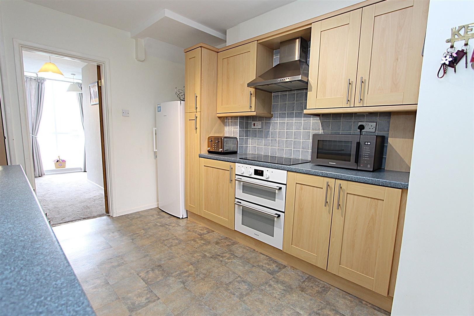 4 bed property in The Deansway, Kidderminster